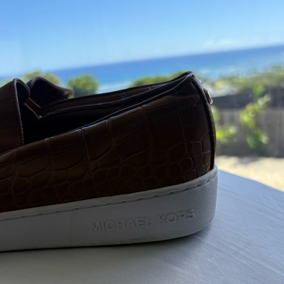 Michael Kors men/women’s(unisex) brown shoes,Barely worn,size 10,rubber outsole - Picture 6 of 14